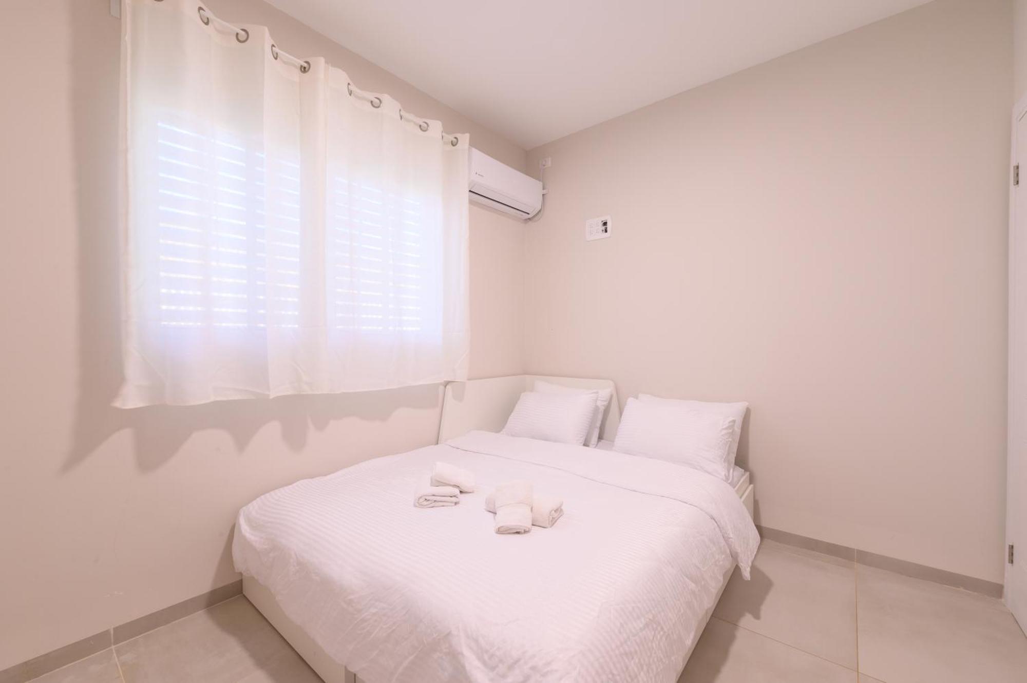 דירת נופש מרחבים Merhavim Villa Shadmot Devora Luaran gambar